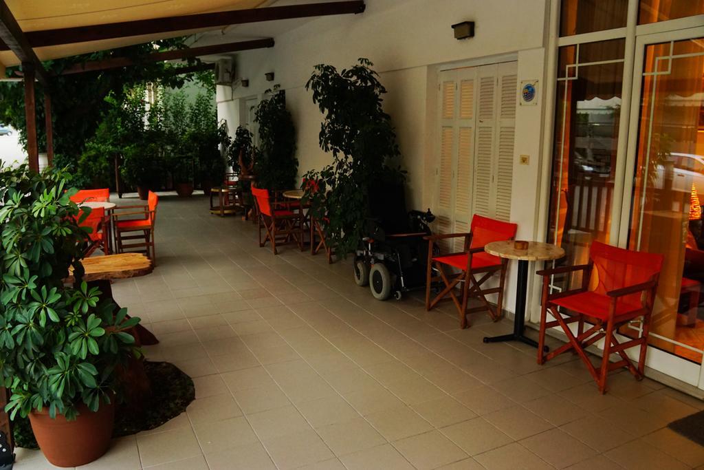 Elatos Hotel Lutrá Ipátisz Kültér fotó